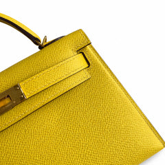 Hermès Kelly Sellier 19 Jaune Naples Epsom Gold Hardware