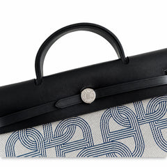 Hermès Herbag Zip 31 Écru Toile H Bleu Marine Chain D'Ancre Print / Noir Vache Hunter Leather Palladium Hardware