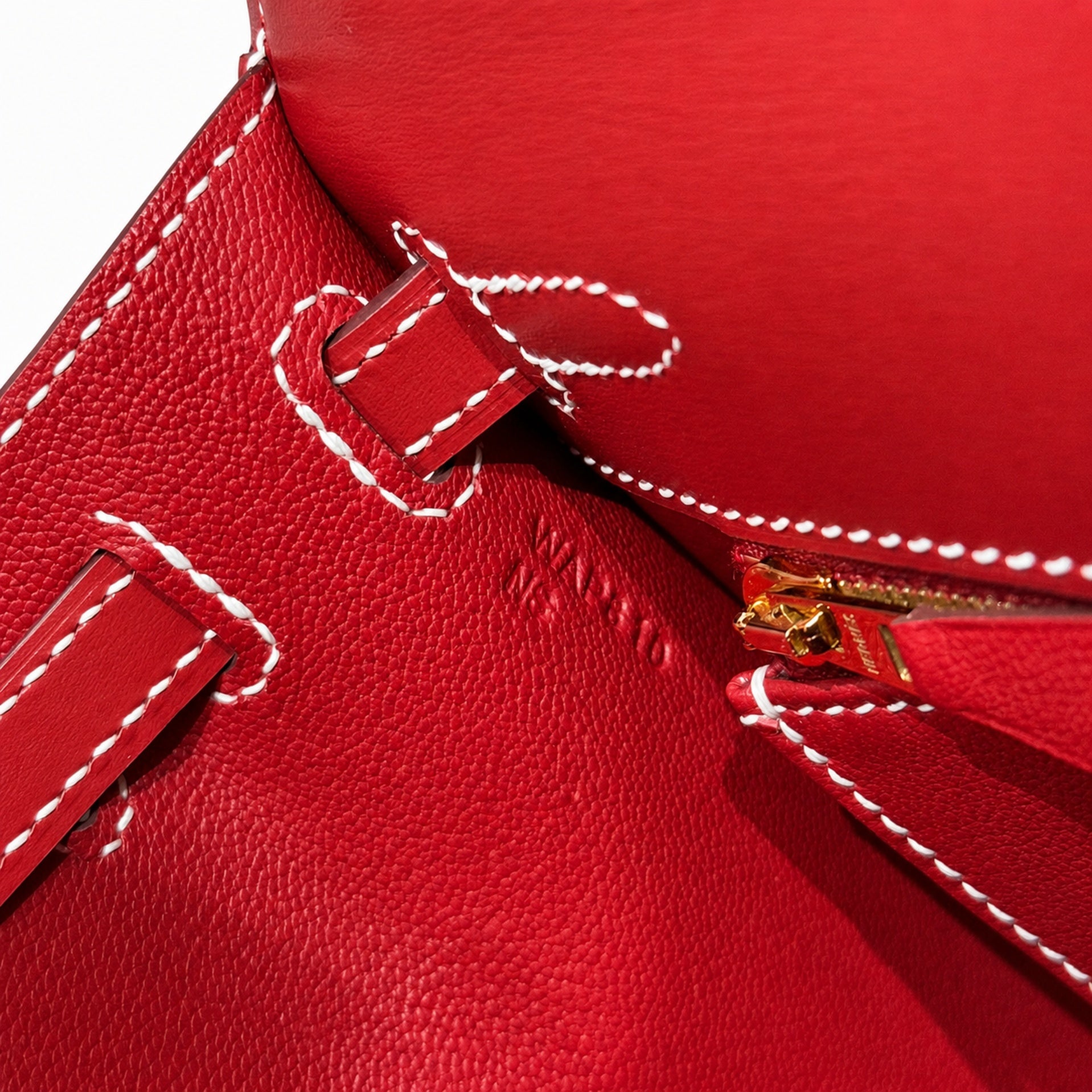 Hermès Kelly Color: 5x/Rouge piment Size: 25*17*7cm Leather: Box From France Hardware: gold Kelly 25, chili red-white thread, bright cowhide imported from France, gold buckle, high-end handmade exclus