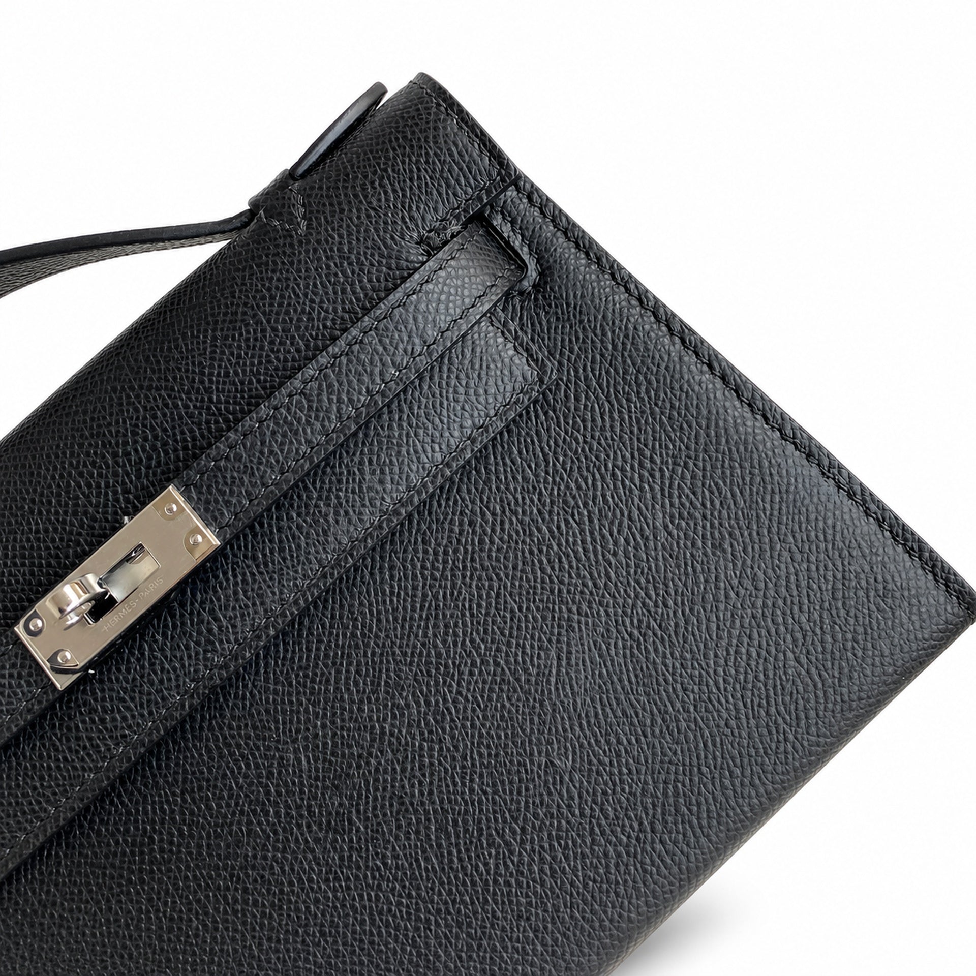 Kelly Pochette 22 Veau Epsom, Noir, Gold Hardware