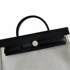 Hermès Herbag Zip 31 Gris Perle Plain Toile H / Noir Vache Hunter Leather Palladium Hardware