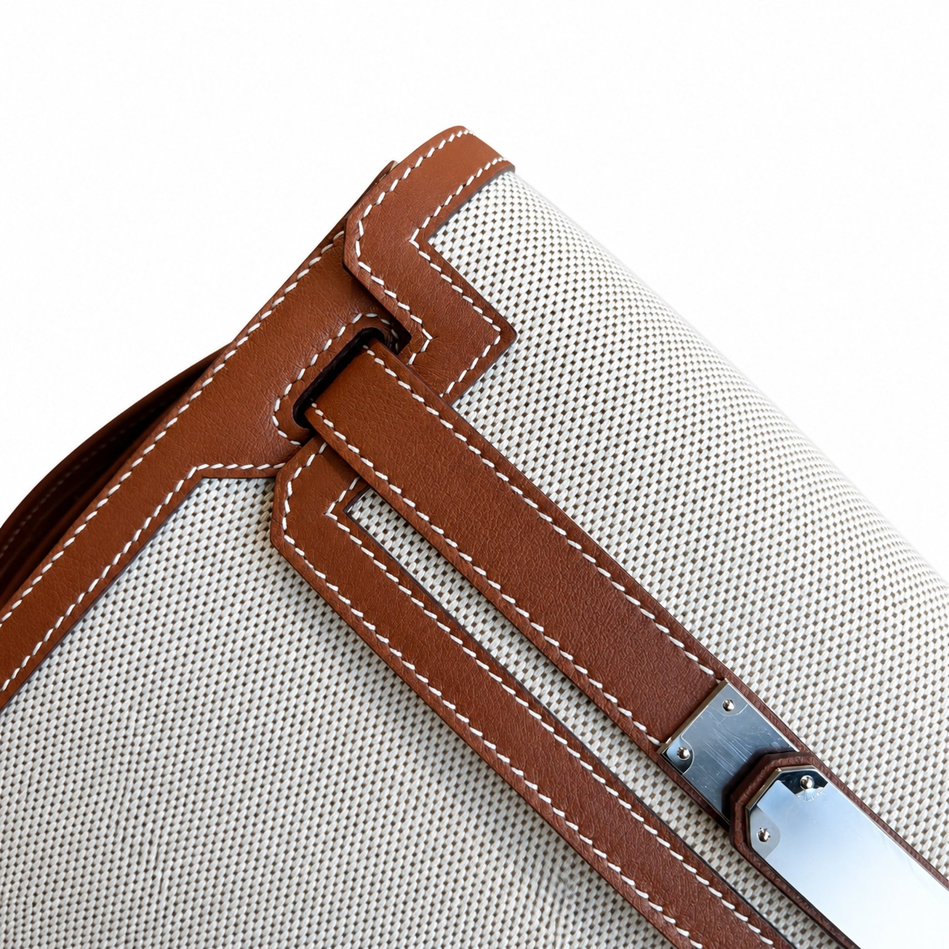 Hermès Kelly Dépêches 25 Ecru Toile Militaire / Fauve Swift Calf Leather Palladium Hardware