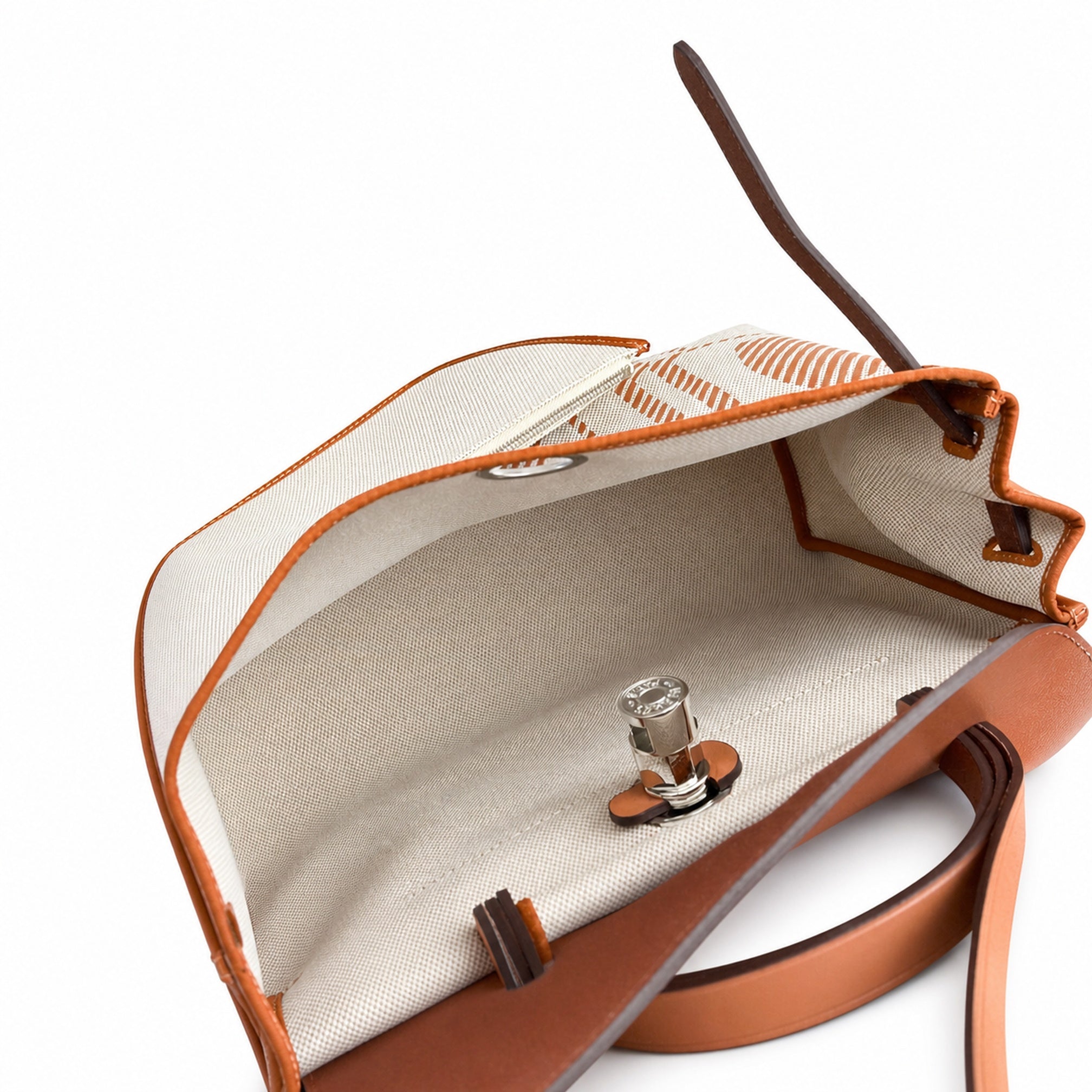 Hermès Herbag Zip 31 Écru Toile H Fauve H Geometric Stripe Print / Fauve Vache Hunter Leather Palladium Hardware