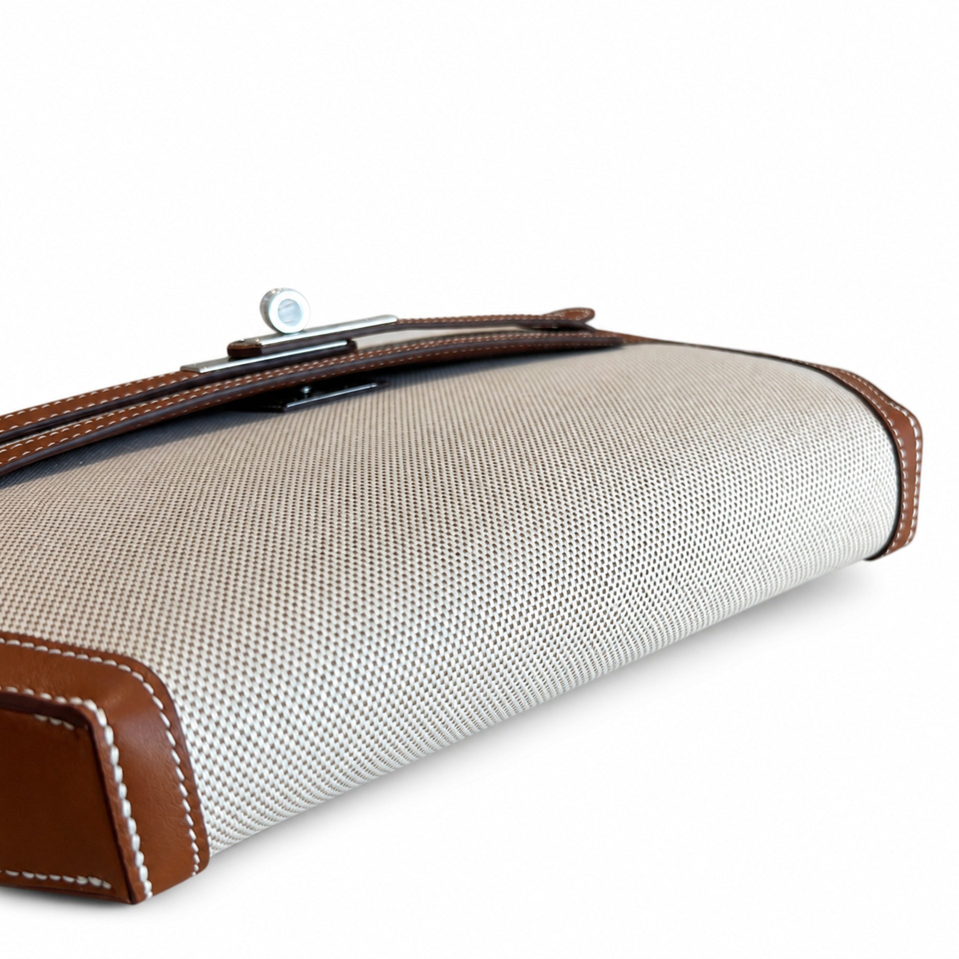Hermès Kelly Dépêches 25 Ecru Toile Militaire / Fauve Swift Calf Leather Palladium Hardware