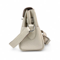 Kelly Messenger PM 27 Veau Togo, Crème Milkshake, Palladium Hardware