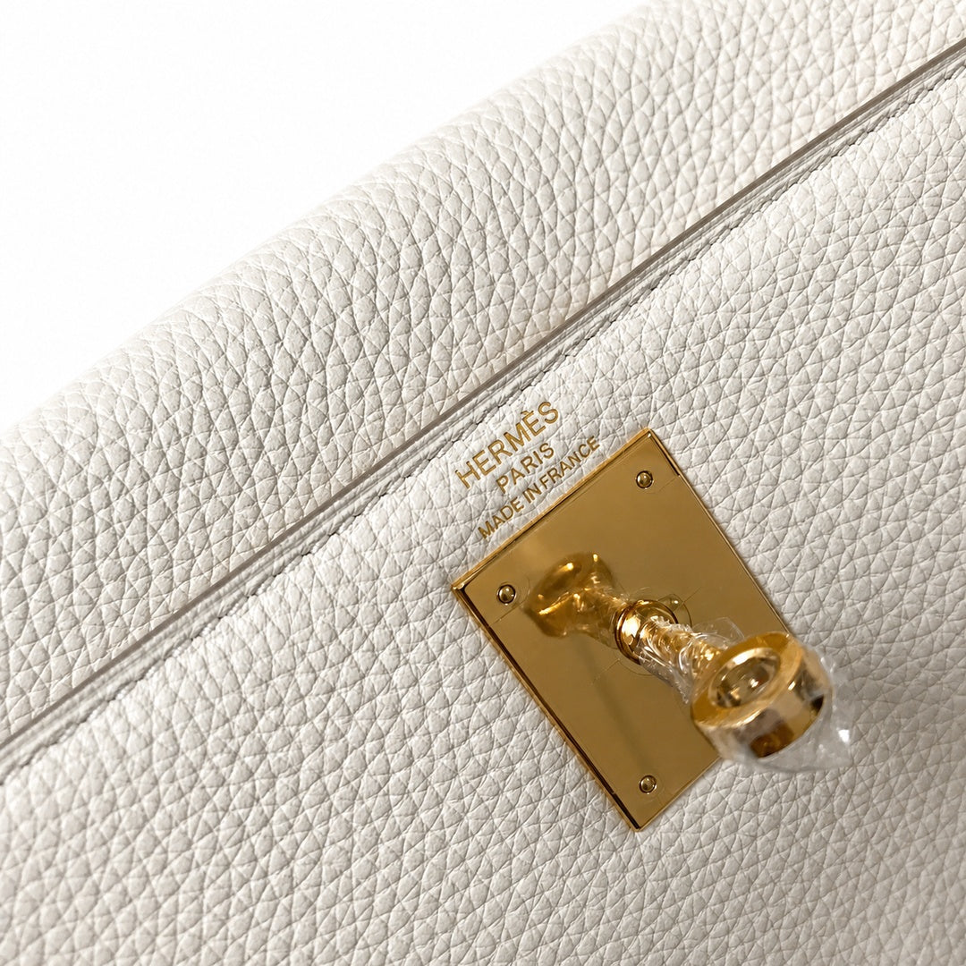 Hermès Kelly Retourne 25 Craie Epsom Calf Leather Gold Hardware
