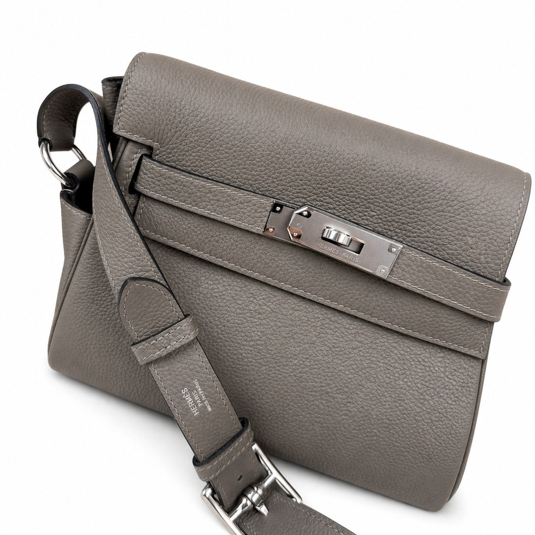 Kelly Messenger PM 27 Veau Togo, Gris Étain, Palladium Hardware