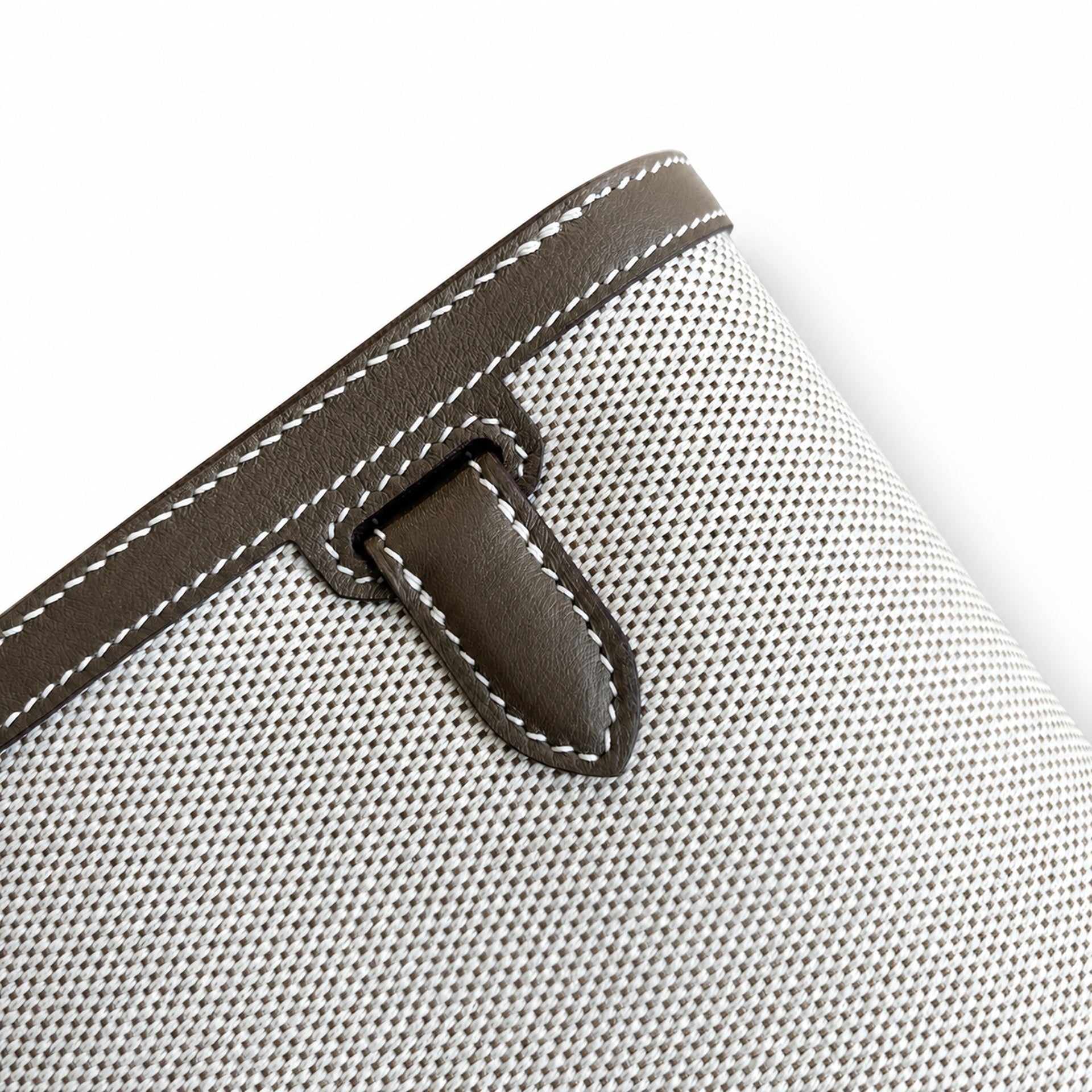 Hermès Kelly Dépêches 25 Ecru Toile Militaire / Etoupe Swift Calf Leather Palladium Hardware