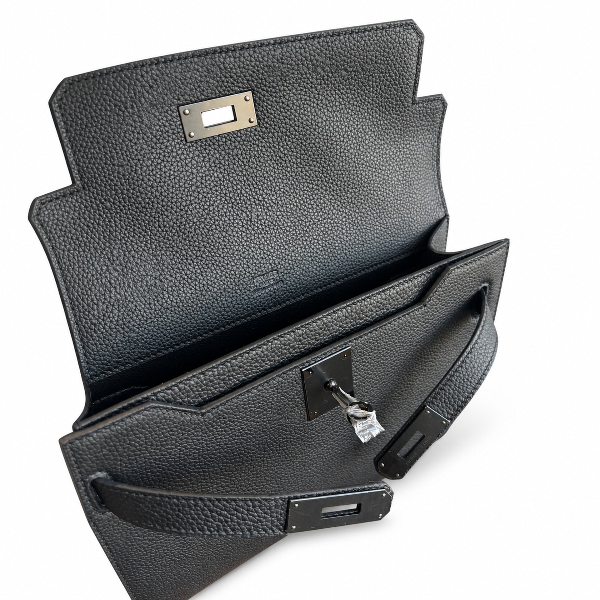 Hermès Kelly Dépêches 25 Noir Togo Calf Leather Palladium Tourniquet Clutch with Wrist Strap & Detachable Crossbody Strap