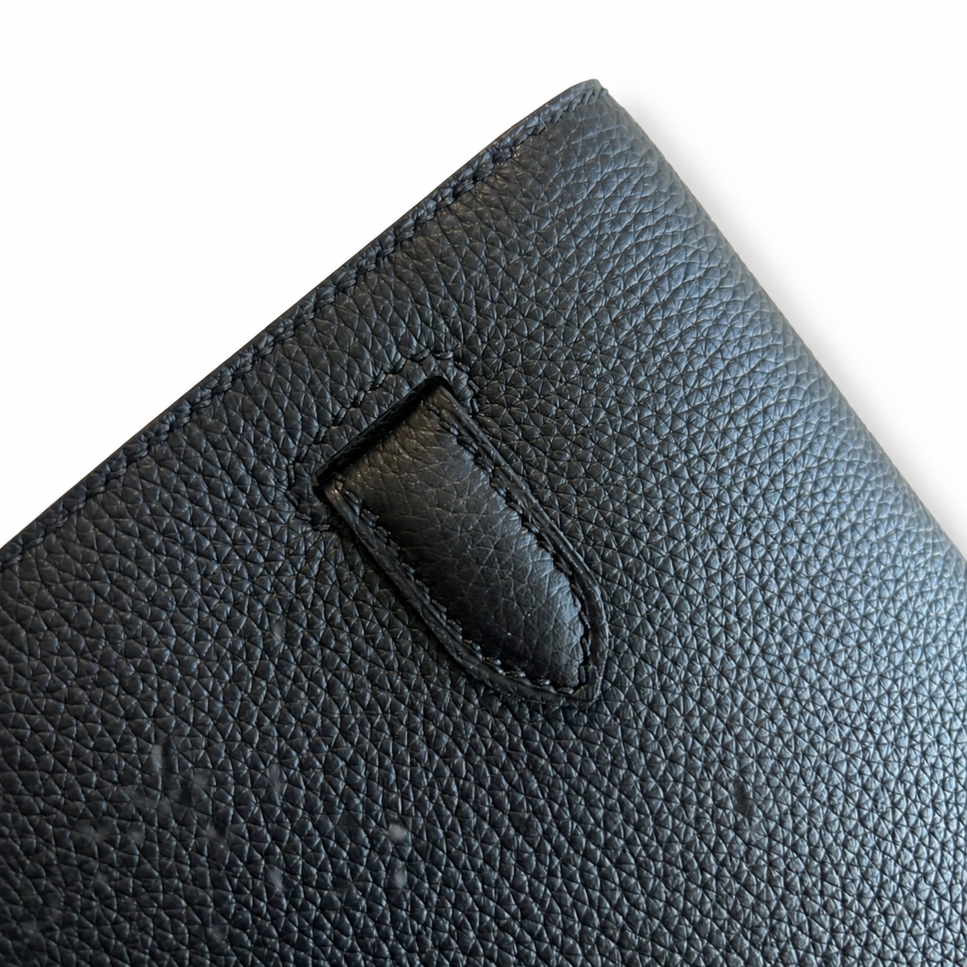 Hermès Kelly Dépêches 25 Noir Togo Calf Leather Palladium Tourniquet Clutch with Wrist Strap & Detachable Crossbody Strap