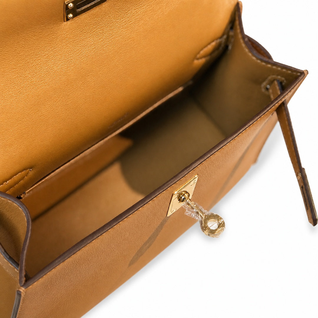 Hermès Kelly Sellier Mini II 22 Sesame Swift Calf Leather Gold Hardware