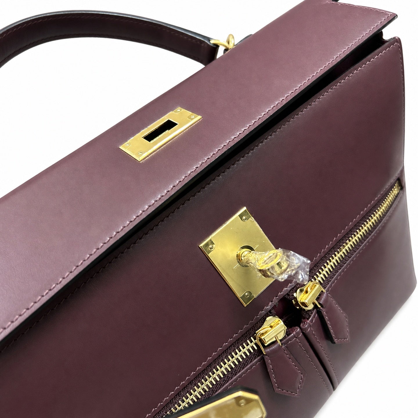 Hermès Box Kelly 35 Lakis Leather Gold Hardware Women Handbag