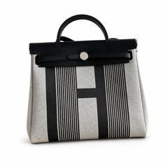 Hermès Herbag Zip 31 Écru Toile H Noir H Stripes Print / Noir Vache Hunter Leather Palladium Hardware