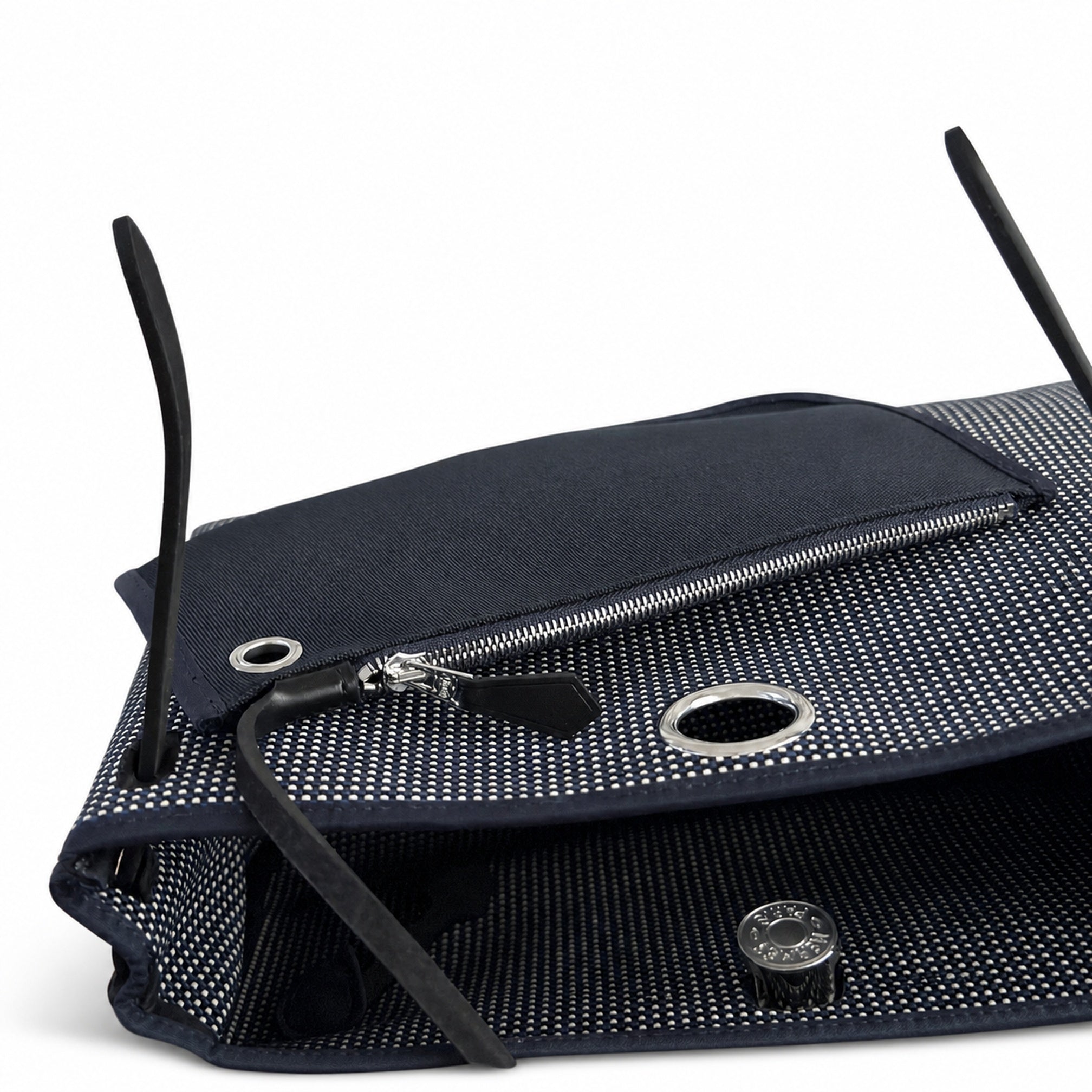 Hermès Herbag Zip 31 Noir Mini Grid Toile H / Noir Vache Hunter Leather Palladium Hardware