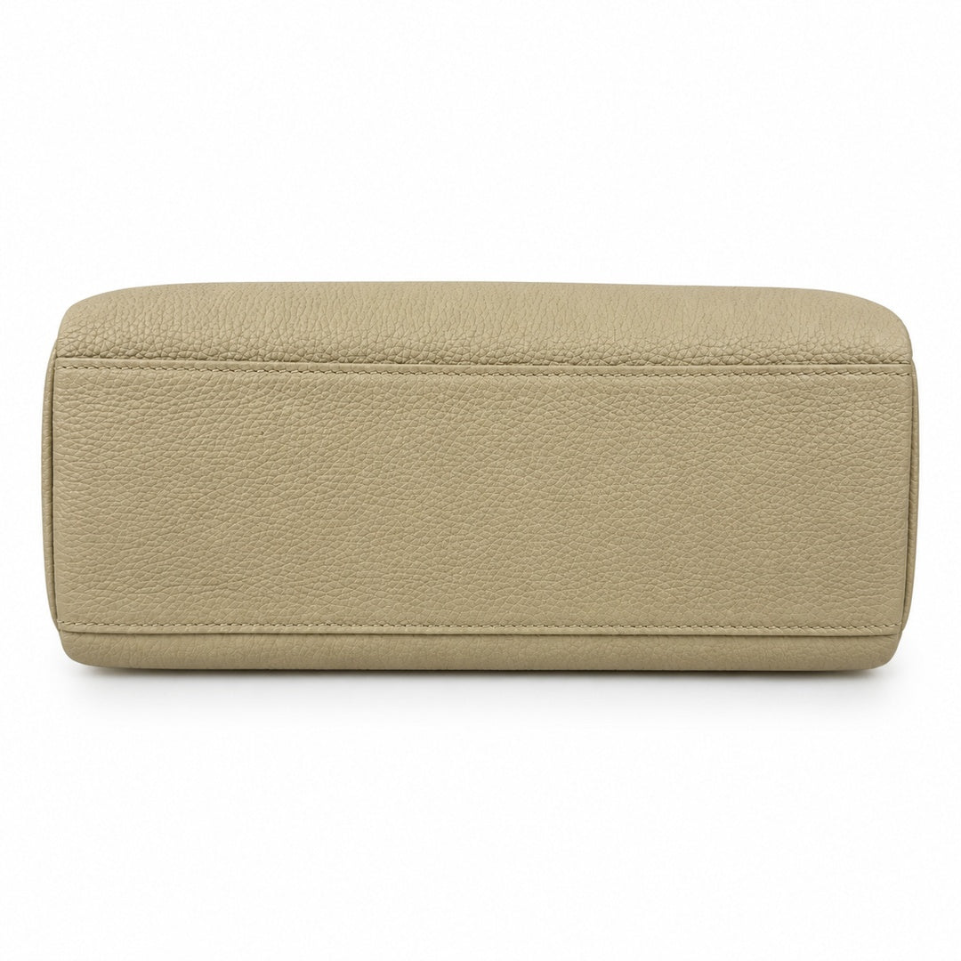 Kelly Messenger PM 27 Veau Togo, Gris Perle, Palladium Hardware