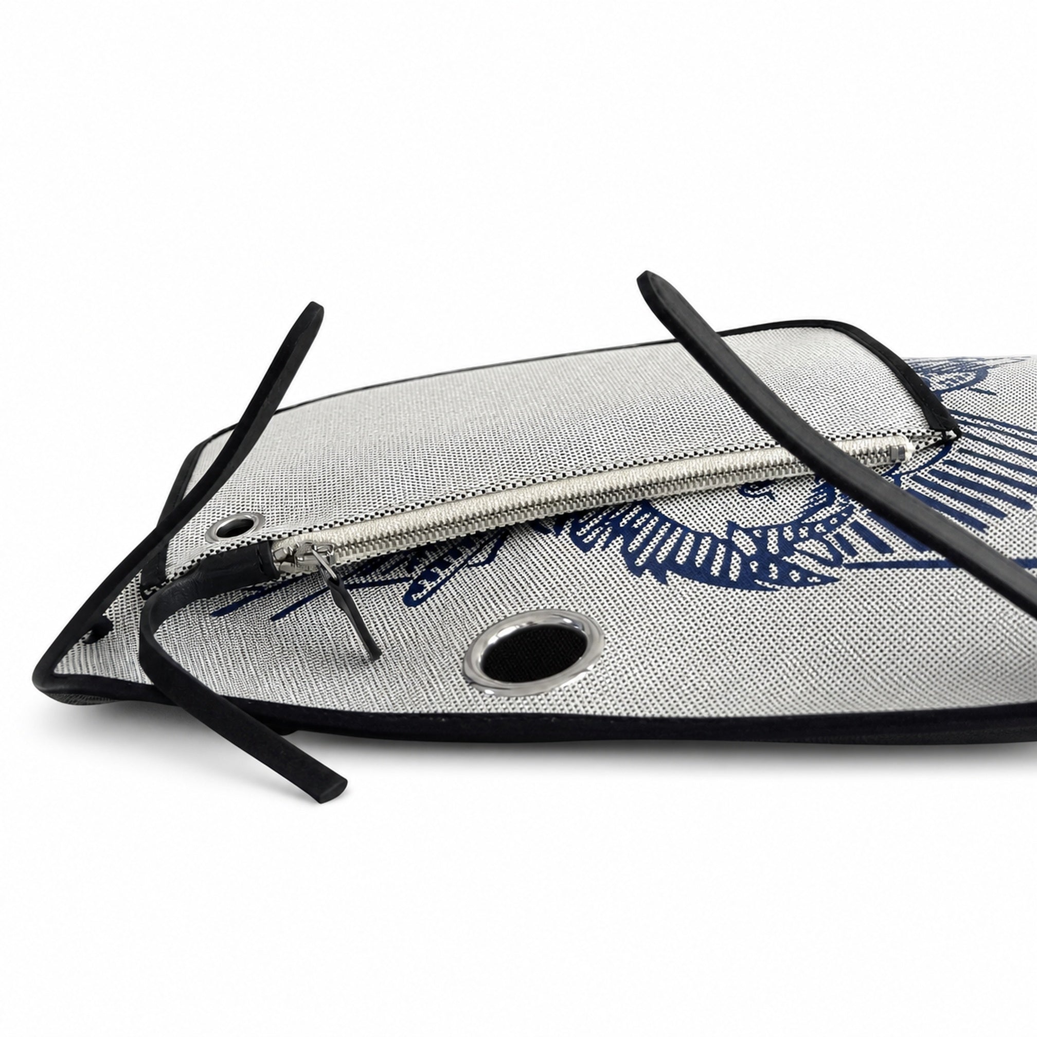 Hermès Herbag Zip 31 Écru Toile H Bleu Marine Pegasus Print / Noir Vache Hunter Leather Palladium Hardware