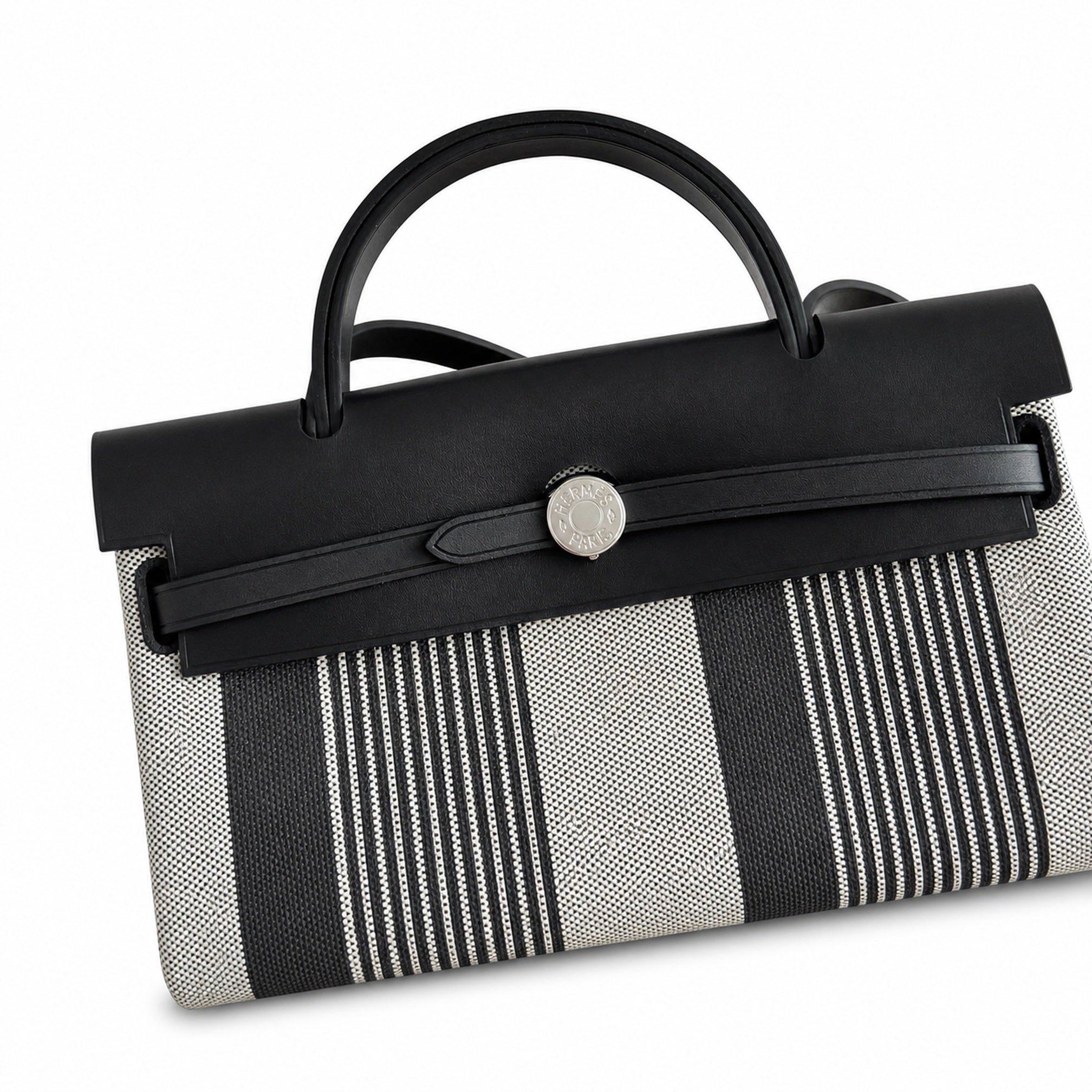 Hermès Herbag Zip 31 Écru Toile H Noir H Stripes Print / Noir Vache Hunter Leather Palladium Hardware